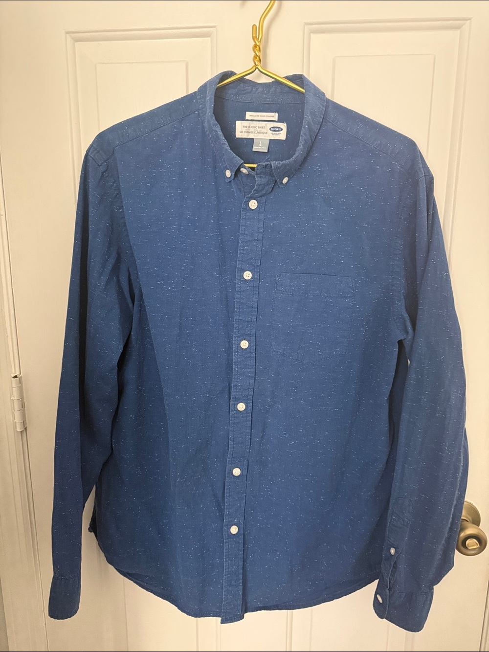Old Navy Men's Speckled Classic Button-Down Shirt 
Regular fit